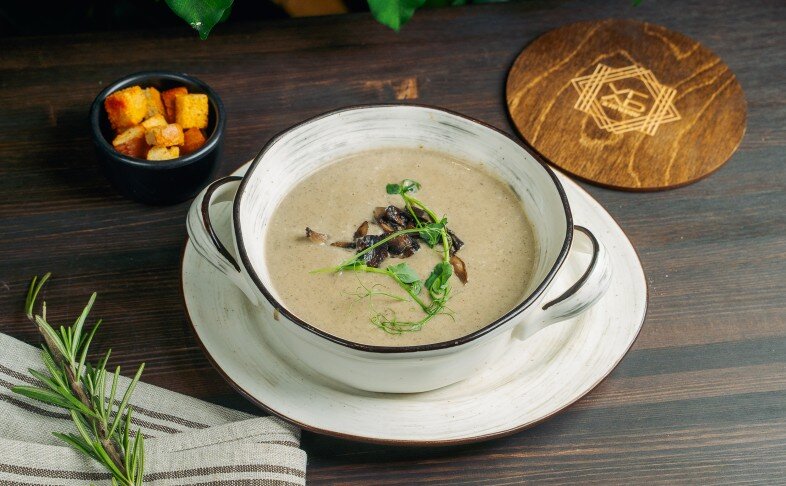 Грибной крем суп с трюфельным маслом