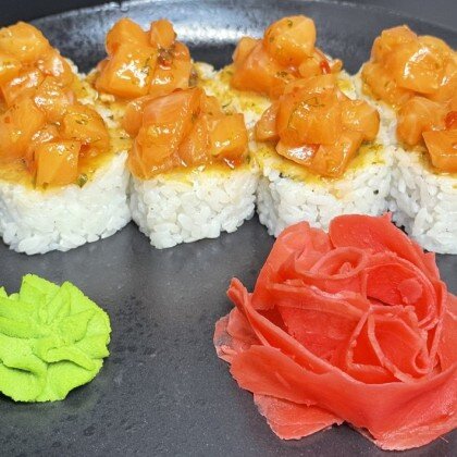 Тар-тар ролл с лососем