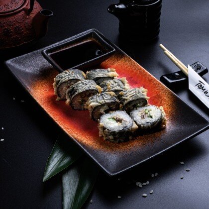 Ролл Унаги темпура маки