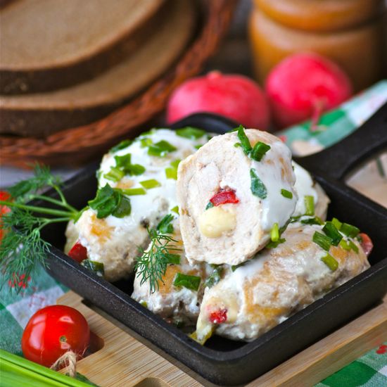 Рулетики из куриного филе в кляре