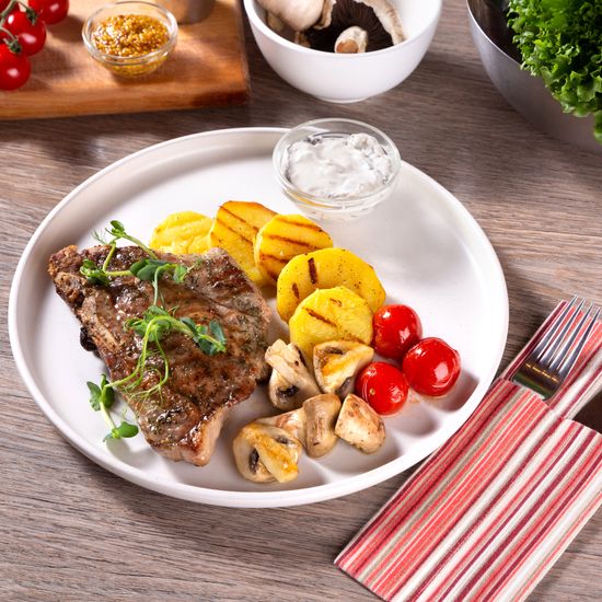 Шея свиная на кости