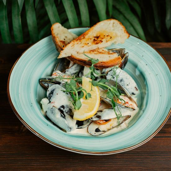 Мидии в сливочном соусе