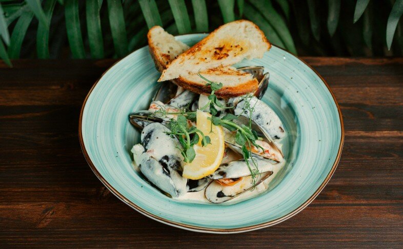 Мидии в сливочном соусе