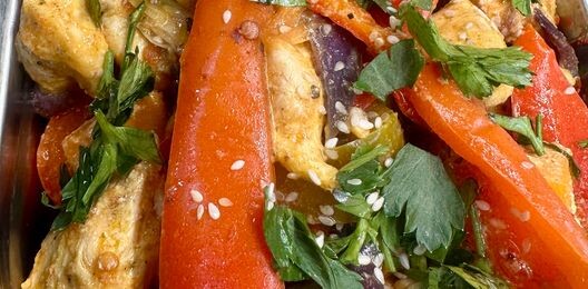 Куриное филе с кабачками и болгарским перцем (вес 150гр)