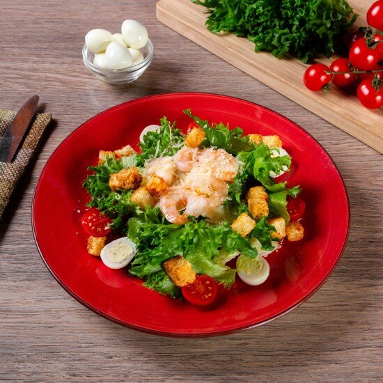 Салат «Цезарь» с креветками