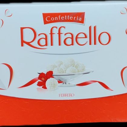 Конфеты Raffaello