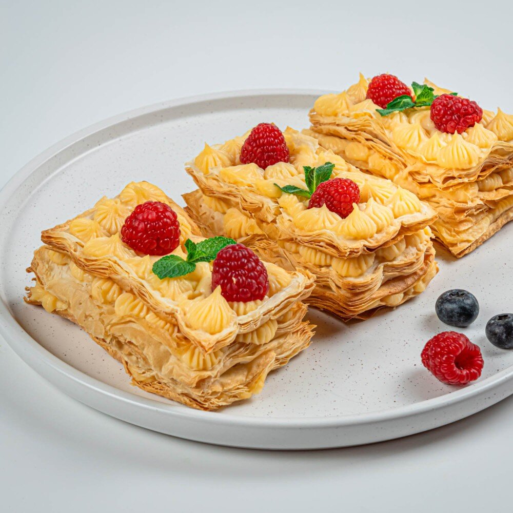 Мильфей с малиной  3 шт