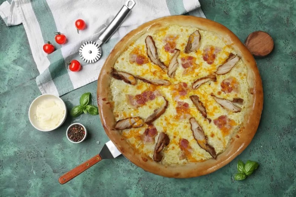 Пицца Курица и бекон 38см