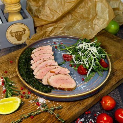 Свиная тальята с соусом чимичурри