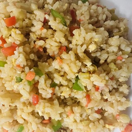 #69 Жареный рис со свининой.