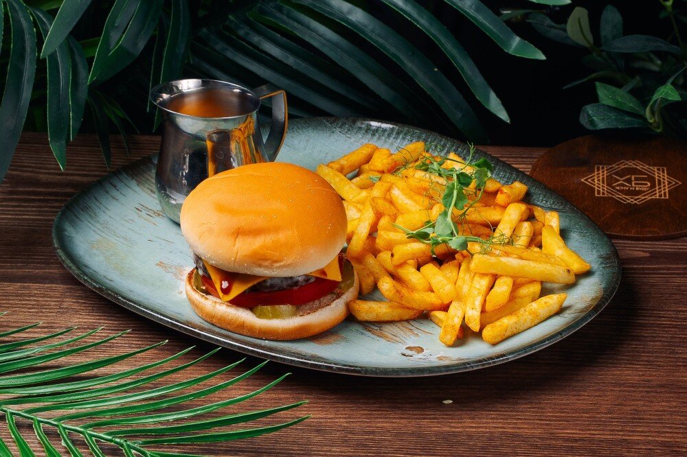 Сырный бургер