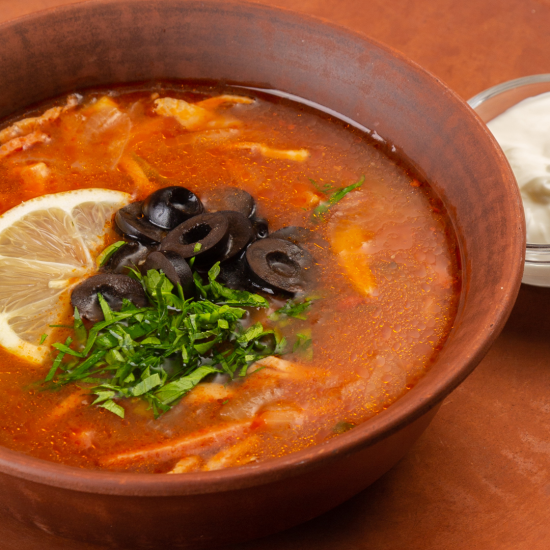 Солянка сборная мясная