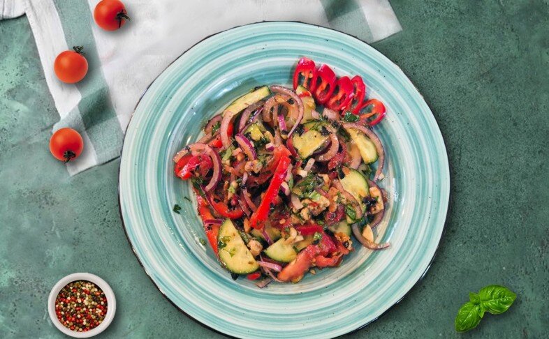 Салат Грузинский