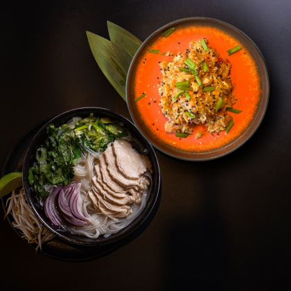 Фо Га (1/2 порции) / Тяхан с курицей терияки + морс