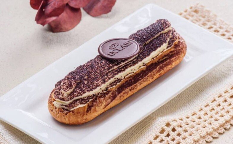 Эклер тирамису