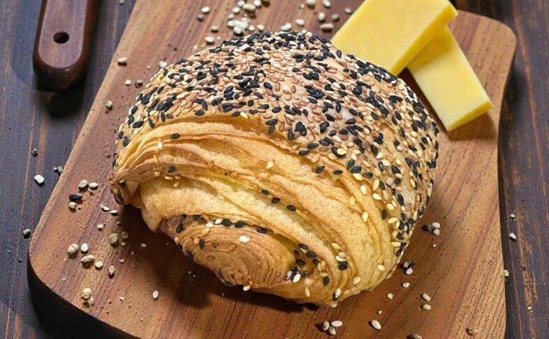 Слойка с сыром