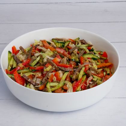 Салат с говядиной 200гр