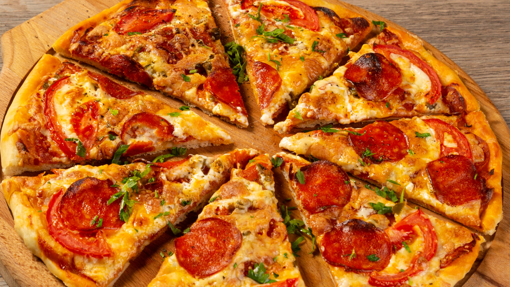 Пицца острая  пепперони