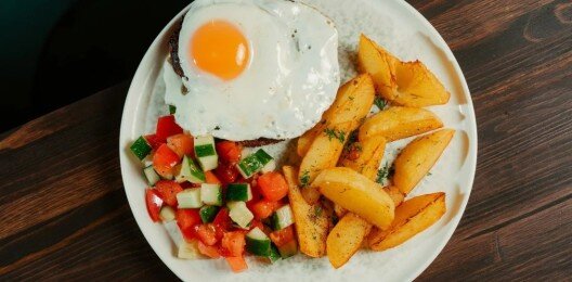 Бифштекс из говядины с картофелем