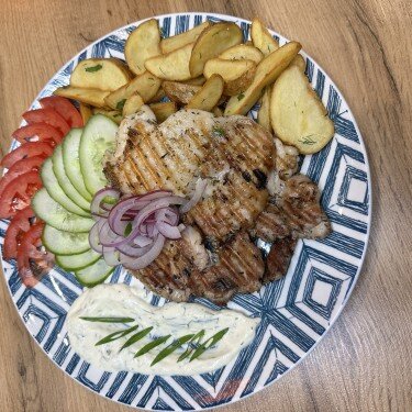 Хрустящее бедро с картофелем