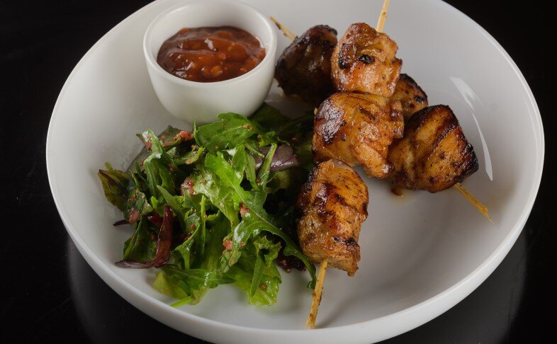 Шашлык из курицы в медовом соусе