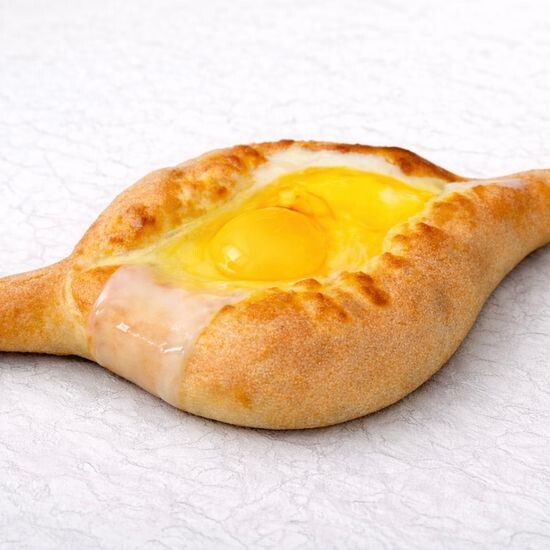 Хачапури по-аджарски