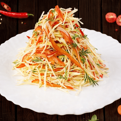 Салат "Весна" из свежей капусты