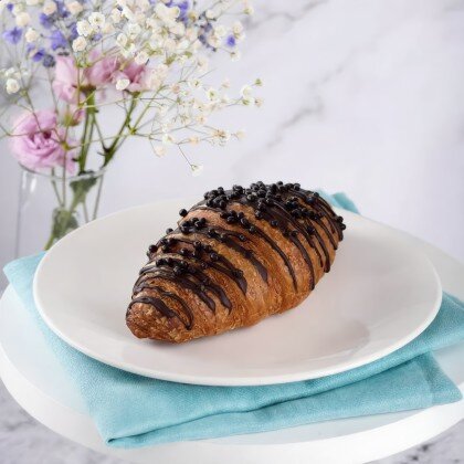Круассан с шоколадом