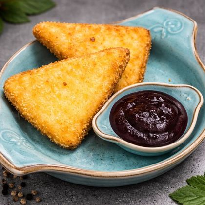 Сыр сулугуни жареный