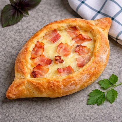 Хачапури по Аджарски с беконом