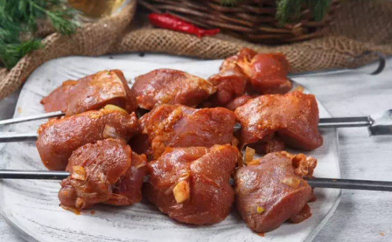 ШАШЛЫК ИЗ ПОРОСЕНКА В КАВКАЗСКОМ МАРИНАДЕ