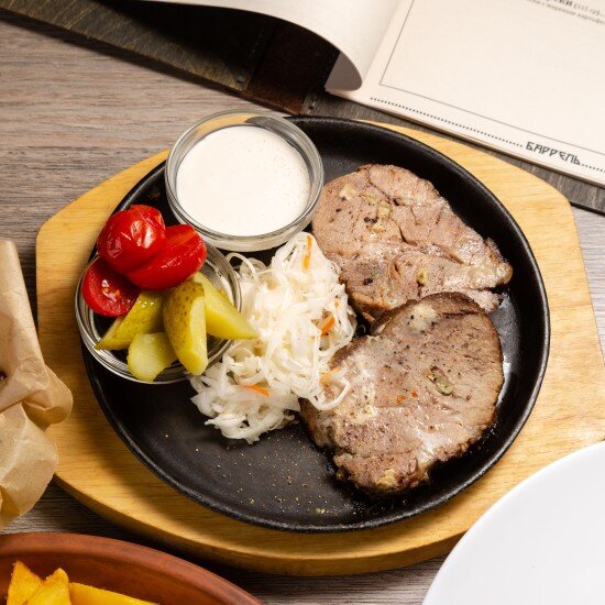 Буженина печеная