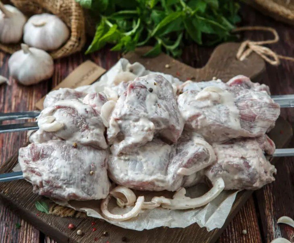 ШАШЛЫК ИЗ ПОРОСЕНКА В СЛИВОЧНОМ МАРИНАДЕ