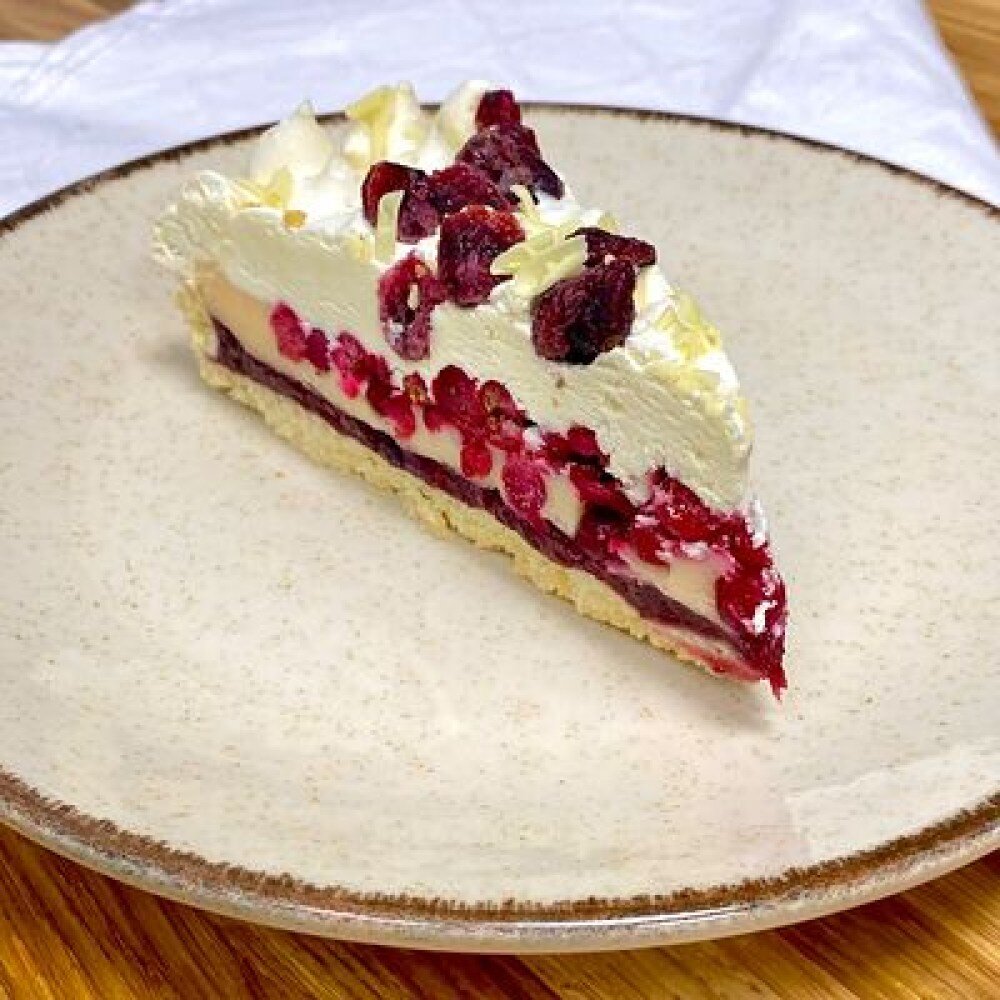 Чизкейк Брусничный