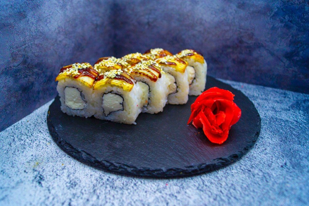 Ролл «Угорь Чиз»