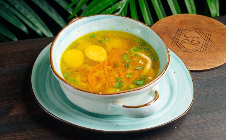 Куриный суп с лапшой собственного приготовления