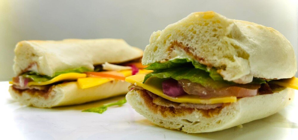 Багет французский с беконом